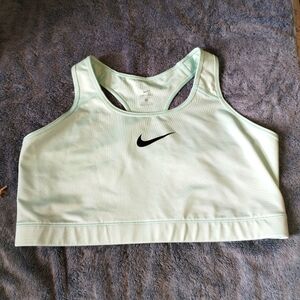 Nike Mint Green Sports Bra / Solid Bra